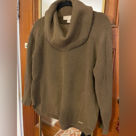 Michael Kors Olive Knit Sweater L - Picture 1 of 8